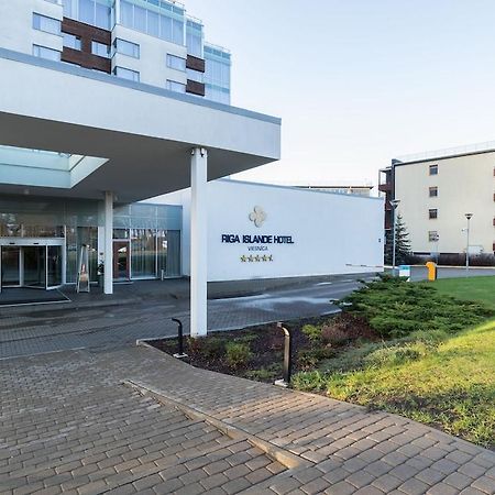 Riga Islande Hotel With Free Parking Buitenkant foto